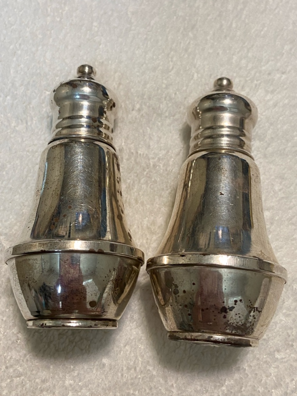 Vintage Sterling silver 925 Weighted Salt and Pepper Shakers - Pair